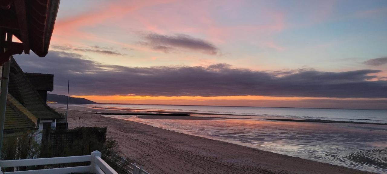 Ferienwohnung Les Pieds Dans L'Eau Blonville-sur-Mer Exterior foto