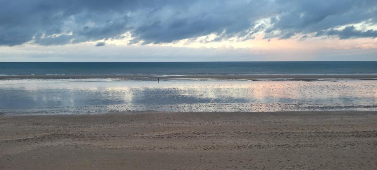 Ferienwohnung Les Pieds Dans L'Eau Blonville-sur-Mer Exterior foto