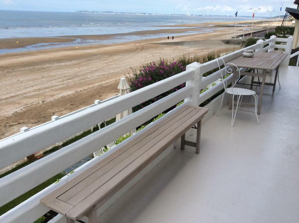 Ferienwohnung Les Pieds Dans L'Eau Blonville-sur-Mer Exterior foto