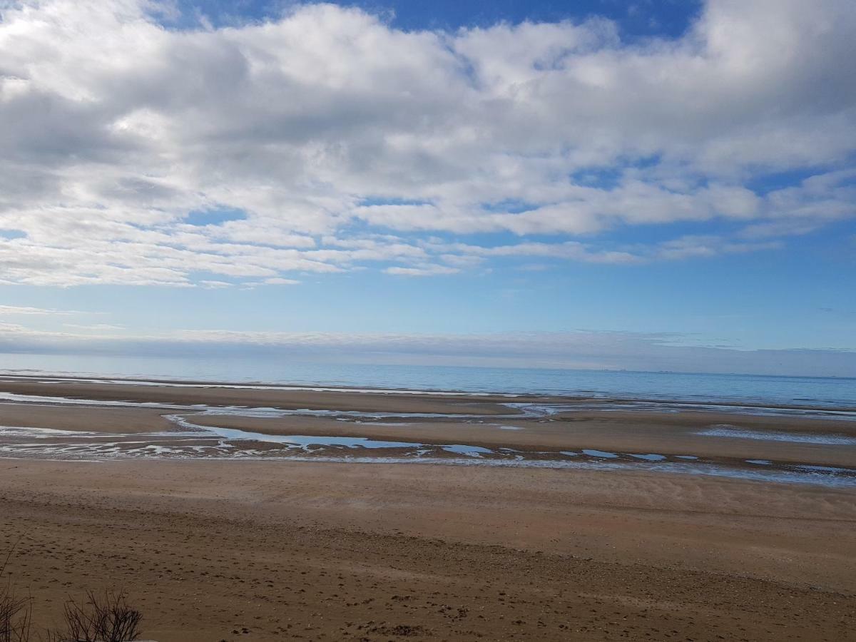 Ferienwohnung Les Pieds Dans L'Eau Blonville-sur-Mer Exterior foto